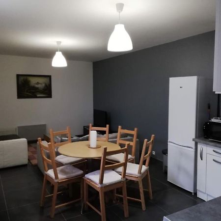 Maison Duplex & Appartement Sur Cour La Ferté-Gaucher Dış mekan fotoğraf
