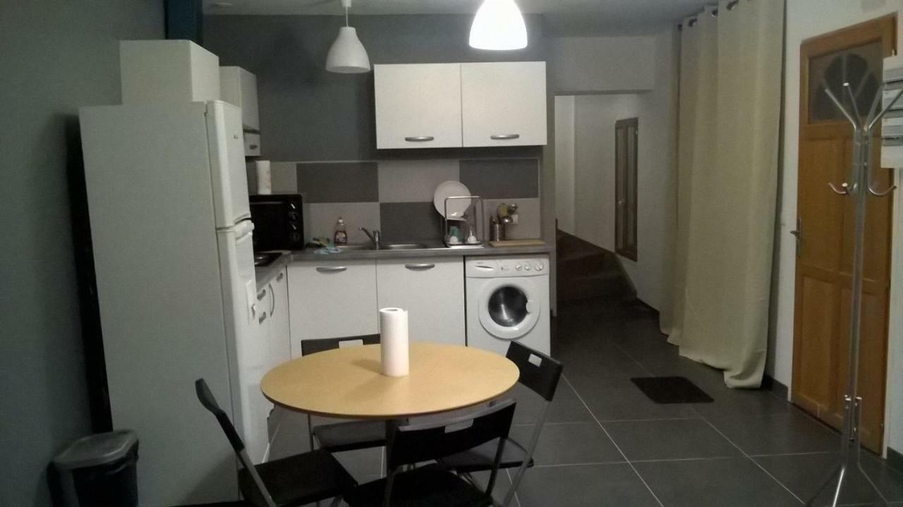Maison Duplex & Appartement Sur Cour La Ferté-Gaucher Dış mekan fotoğraf