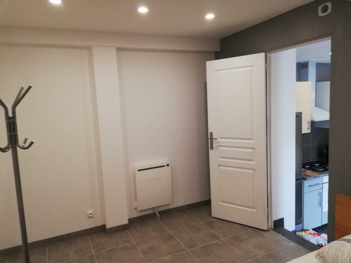 Maison Duplex & Appartement Sur Cour La Ferté-Gaucher Dış mekan fotoğraf